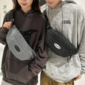 Japanese-style Men’s Chest Outdoor Simple And Stylish Crossbody , 2026 New Model, Student Cycling Sports Phone Waist