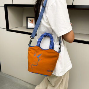 High-end Fashion Handbag Stylish Personality Lightweight Large Capacity Tote Bucket Women’s Shoulder Crossbody Bag