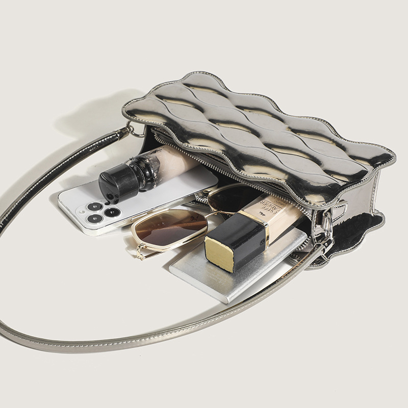 High-end Silver Baguette New Fashionable and Versatile Handbag Wavy Shoulder Armpit Bag - Image 3