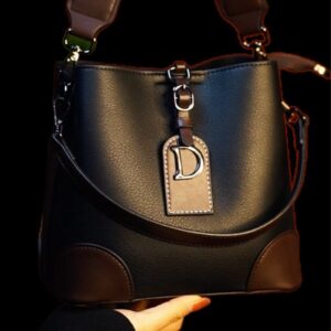 Bags Niche Light Luxury Women’s High Quality Texture Bucket New Retro Fashion Shoulder Messenger Bag