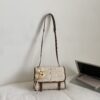 Beige + pendant
