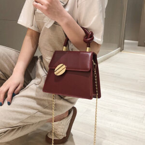 Women’s 2026 New Vintage Fashion Handbag French Niche Design Single Shoulder Crossbody Chain Small Square Bag