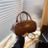 Brown without pendant