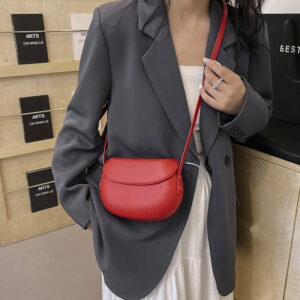 2026 Summer New Korean Retro INS Red Saddle Crossbody Small For Women Versatile Simple Phone Bag
