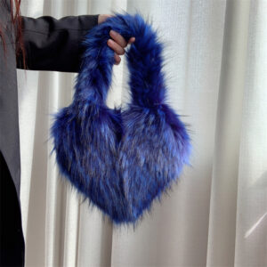 Faux Fur Heart-Shaped Crossbody Bag – Adorable Shell Design Mini Purse Boys Girls, Lightweight & Stylish For Daily Use