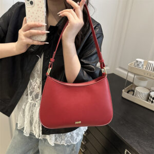 Trendy Fashionable Underarm Wedding Bride Simple Texture High-end Baguette Lightweight Small Bag For Women