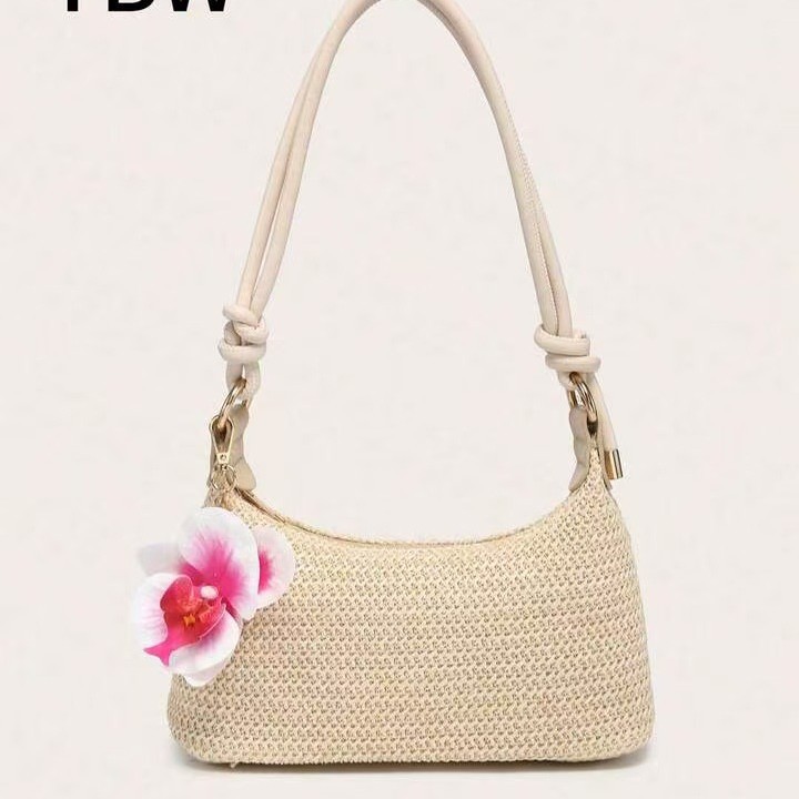 Women's Casual Straw Shoulder with Chain High Quality Summer Essential Underarm Bag