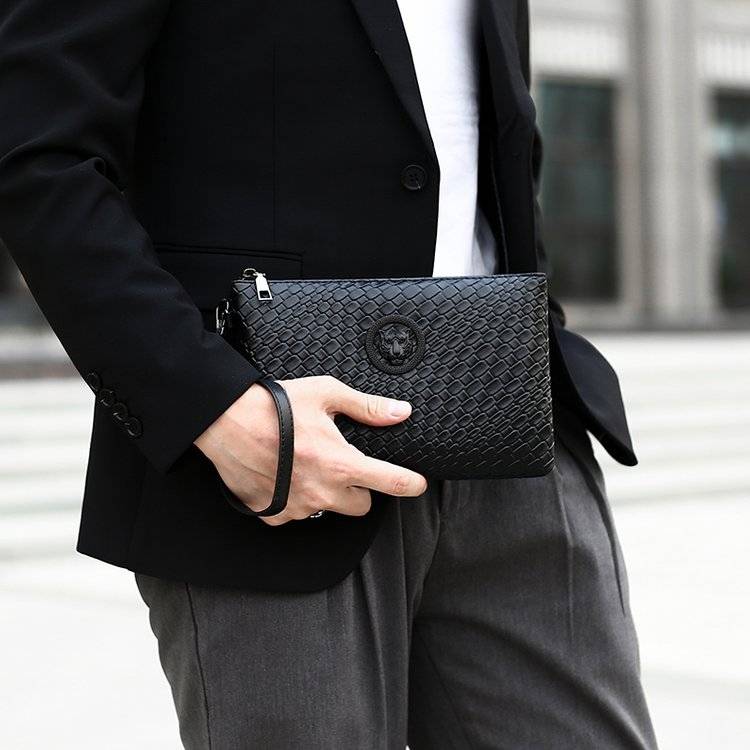 New Business Men's Hand Personality Tiger Head Multi-layer Mobile Phone Key Bag - Image 4