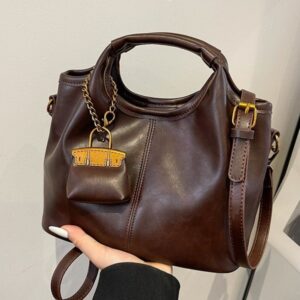 Retro Handbag Women’s New Simple Messenger Commuting Large Capacity Fashion Versatile Bucket Bag