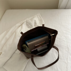 New Women’s Fashionable Commuter Shoulder Textured Large-capacity Bags, Popular Tote Bags.
