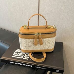 Fashionable Spring/Summer New Style Woven Color Patchwork Chic Shoulder Crossbody Handbag Box Bag