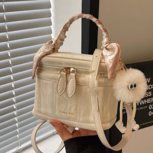 Design Sense Niche For Women Autumn Winter Versatile 2026 New Fashion Single Shoulder Crossbody Ladies Handheld Bucket
