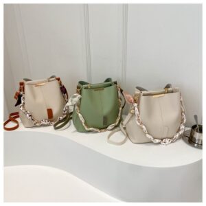 Bucket Hih-Quality Texture Lare Capacity For Women 2026 Sprin Summer New Fashion Crossbody Niche Commuter Shoulder