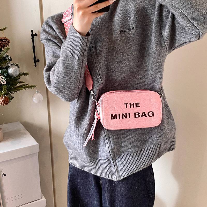 Popular Minimalist Shoulder Joker Letter Camera New Slung Commuter Small Bag - Image 2