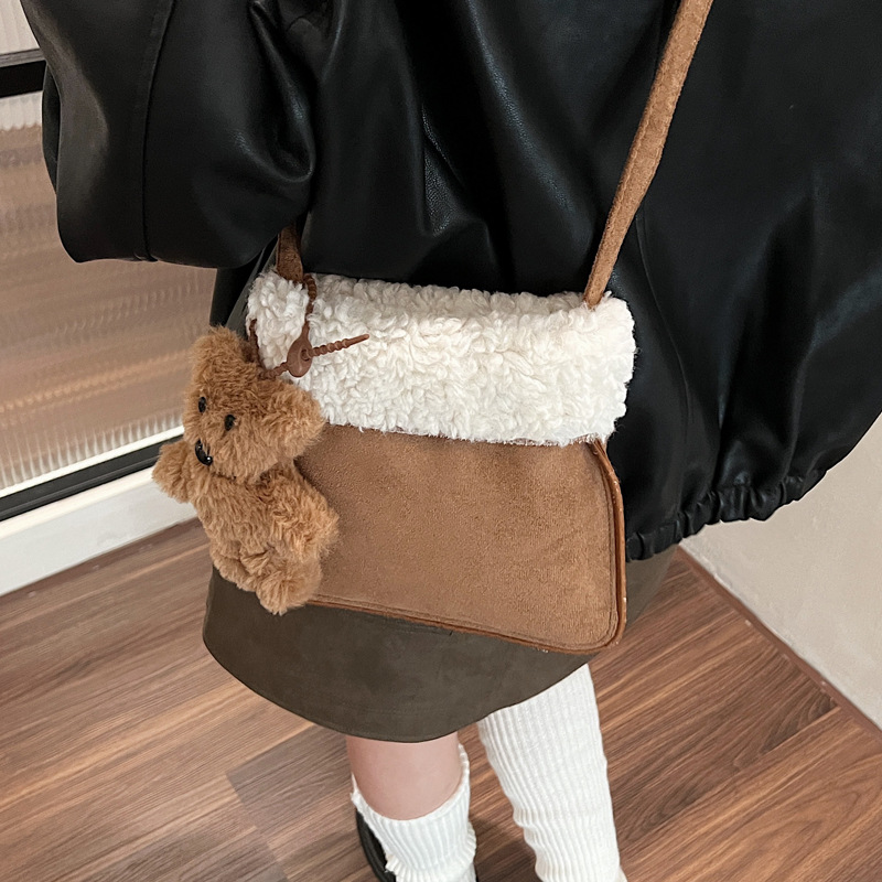 2026 Autumn New Plush Matte Simple Patchwork Cute Pocket Single Shoulder Trendy Fashion Crossbody Women's Bag - Image 4