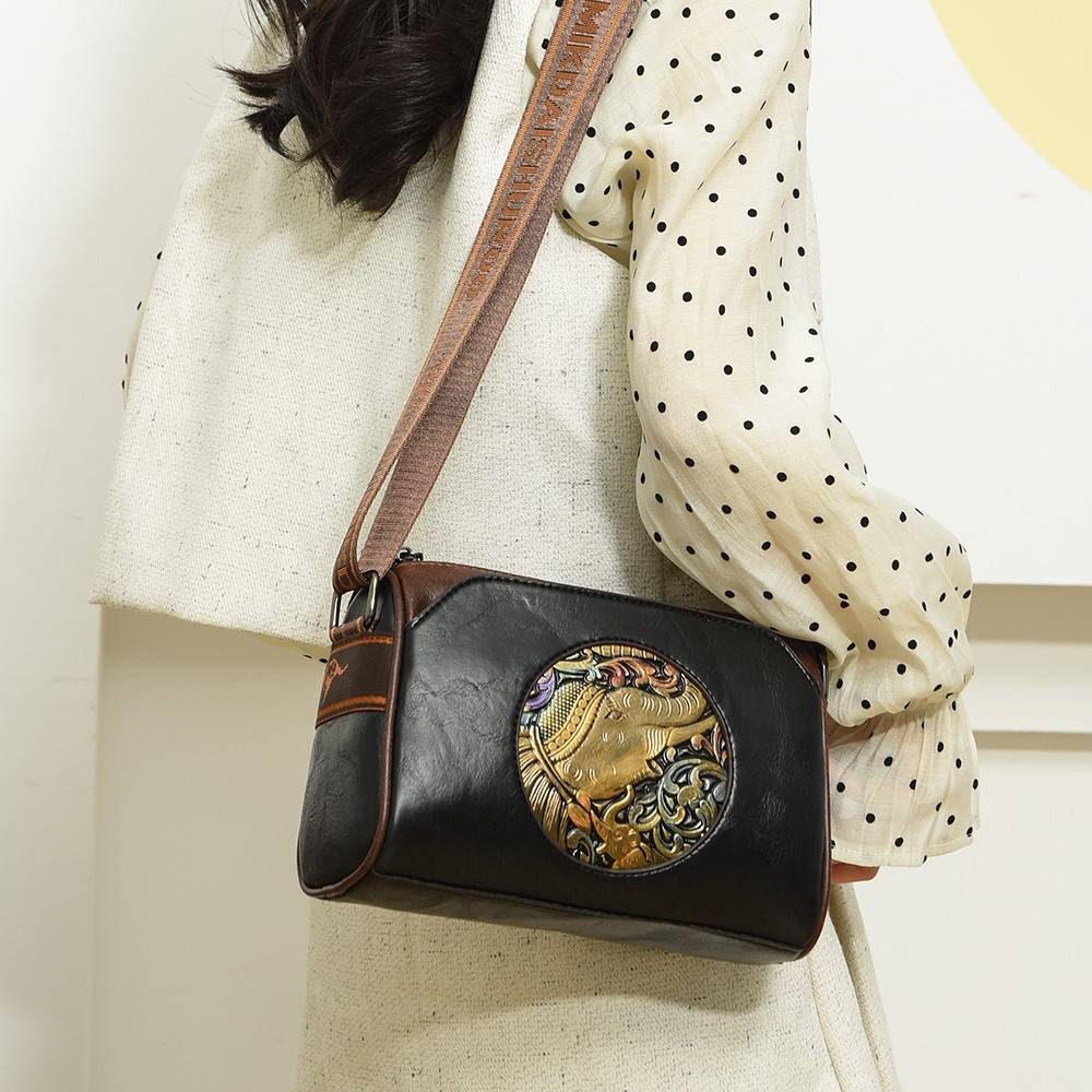 Vintage Ethnic Folk Style Women's Crossbody New Fashion Pillow Bag - Image 5