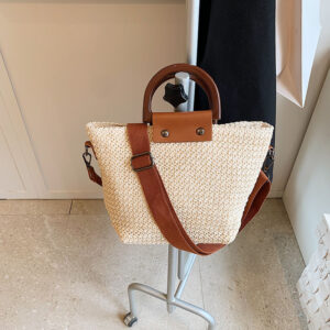Fashion Woven Handbag For Women 2026 Spring New Simple Shoulder Outdoor Vacation Style Casual Crossbody Bag