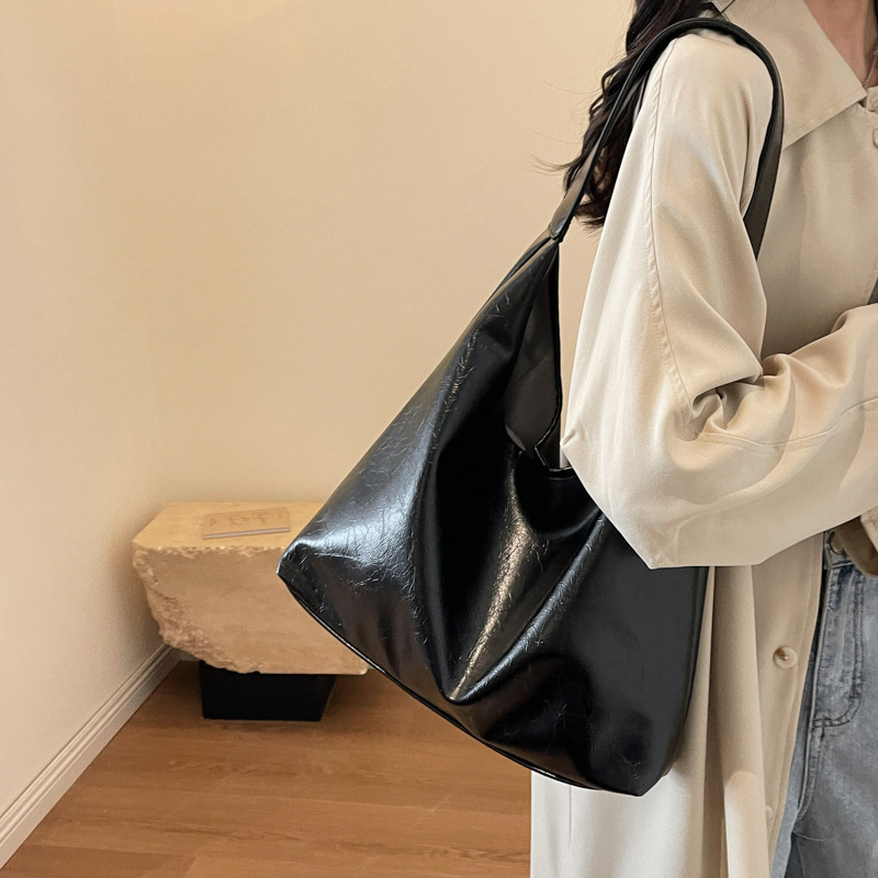 New Large-capacity Tote Women, A Single-shoulder Bag For Work And Commuting 2026 - Image 4
