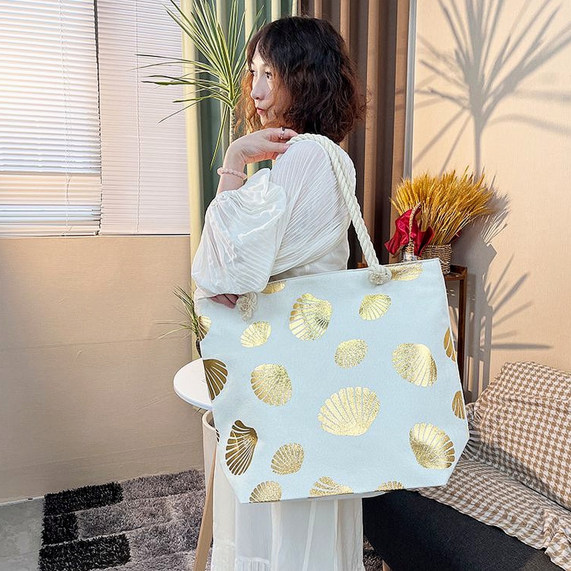 Large Capacity Women's Shoulder Thick Rope Zippered Gold Stamped Travel Diaper Bag - Image 5
