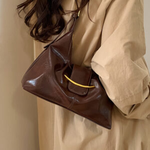 Simple Everyday Retro Large Capacity Single Shoulder Underarm Bag For Women New Spring Commuting Crossbody Handbag