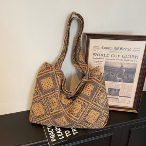 Leopard Print Large Capacity Shoulder Lightweight Trendy Versatile Women’s Tote Bag With Niche Design