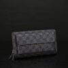 A007 black square