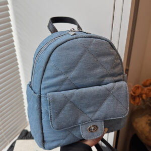 2026 Summer New Korean Style Fashion Diamond Pattern Fashionable Small Double Shoulder Bag Simple Handheld Women’s