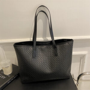Casual Style Solid Color Tote 2026 Winter Vintage Shoulder Underarm Crossbody Large Capacity Commuting Bag
