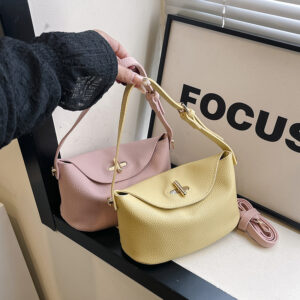 2026 Spring New Single Shoulder Korean Style Fresh Simple Fashionable Solid Color Handbag Elegant Casual Crossbody