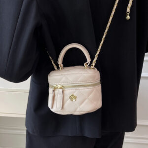 Summer Stylish Diamond-pattern Chain Handbag 2026 New Fashion Texture Popular Crossbody Bag This Year