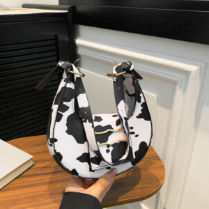 High-end Niche Design Women’s 2026 New Fashion Versatile Shoulder Underarm Stylish Crossbody Saddle Bag