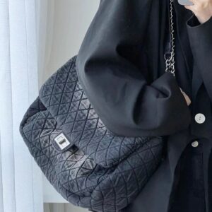 Chic Denim Quilted Chain Crossbody Women – Stylish Shoulder & Underarm Bag With Spacious Design, Perfect For Everyday