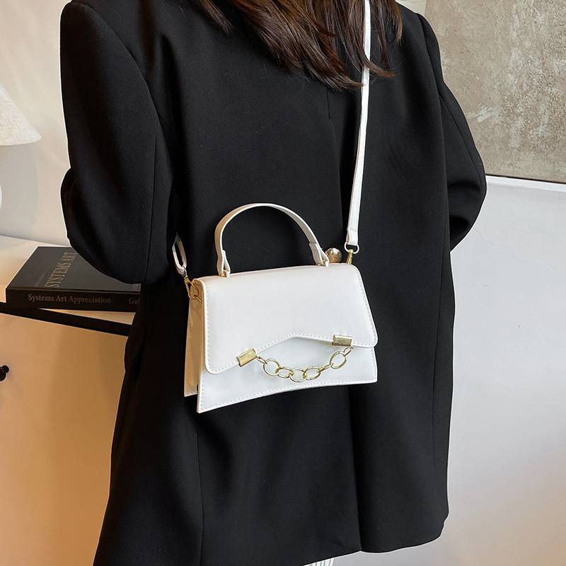 Fashion Handbag 2026 New Spring Niche Texture Commuter Shoulder Slung Small Square Bag