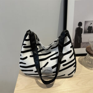 Spring Large Capacity Casual Simple Student Shoulder 2026 New Western Style Hanging Oxford Cloth Crossbody Bag
