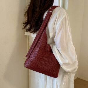 Large-capacity Commuter Tote Women, Summer 2026 New Casual Shoulder Bag, Versatile Bucket Bag For College Students