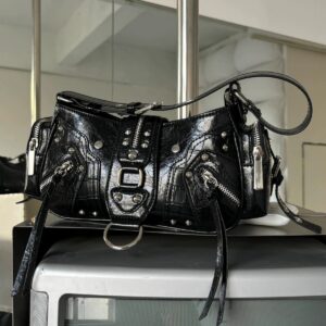 Stylish Vintage-Inspired Motorcycle Shoulder – Medium Size PU Leather Crossbody Bag With Stitching Detail For Everyday