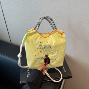 Spring New 2026 Fashionable Unique Commuter Niche Design Large Capacity Shoulder Shopping Women’s Bucket Bag