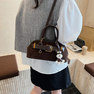 Vintage Niche Handbag For Women 2026 Autumn/Winter New Trendy Fashion Underarm Simple European And American Style