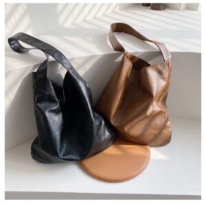 Women’s Bags Shiling Soft Leather Large Capacity Leisure Versatile Magnetic Buckle Comfortable Shoulder Bag