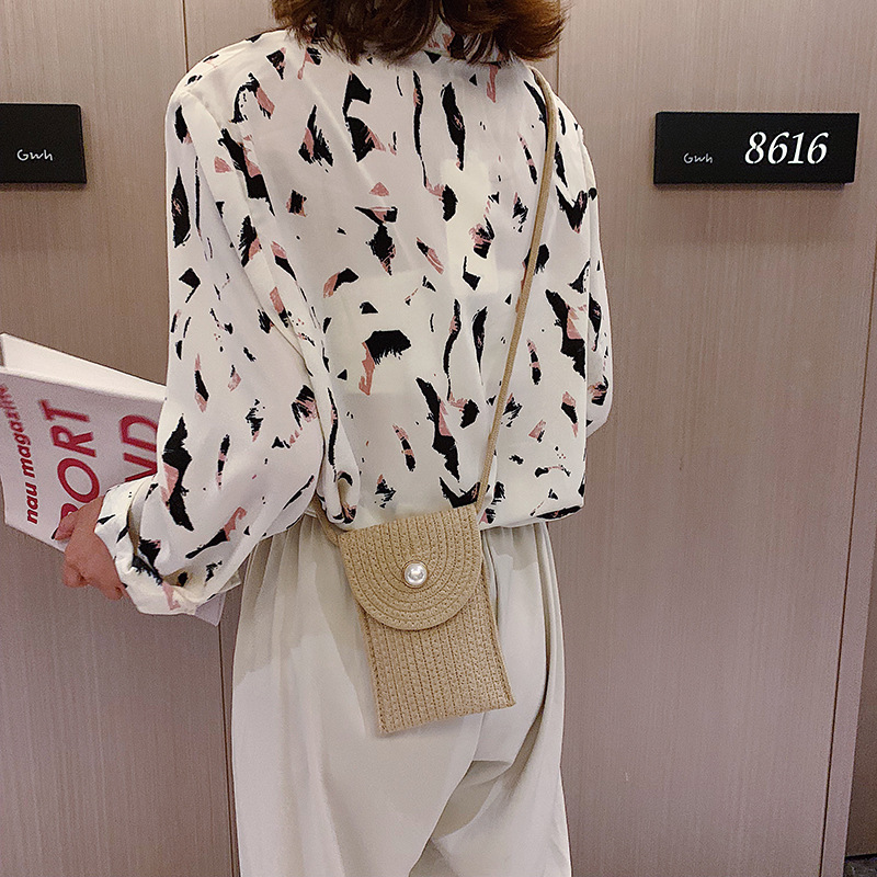 High-End Small For Women Versatile Crossbody 2026 Summer New Woven Phone Vertical Mini Bag - Image 3