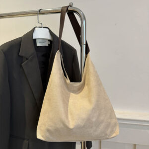 Niche Velvet Bread For Women 2026 New Fashion Large Capacity Shoulder Underarm Casual Versatile Commuter Tote Bag