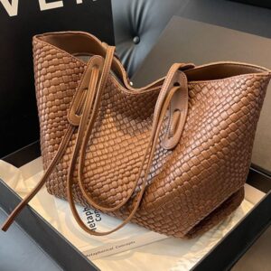 Vintage Diamond Pattern Woven Large Capacity For Women 2026 Autumn/Winter New Fashion Tote Niche Versatile Shoulder Bag