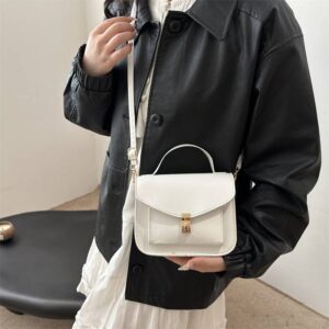 Popular Retro Postman Solid Color 2026 New Spring Simple Lock Hand Bill Of Lading Shoulder Slung Small Bag.