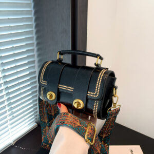 Foreign Trade Cross-border New Retro High-end Diagonal Bag Female Korean Version Simple Atmosphere Lady Handbag