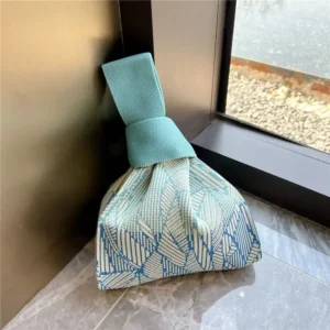 Handmade Knit Handbag Niche Knot Wrist Reusable Mini Tote Women Girls Shoulder Bag Fashion Shopping Bags 241214