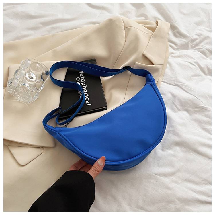 Nylon Messenger Women's New Tide Jiaozi Light Sports Wind Small Underarm Shoulder Bag Bags - Image 7
