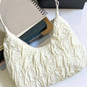 Cream Puff Girl Cloud Pleated Handbag Autumn Fashion Cloth Single Shoulder Dumpling Sweet Cool Underarm Bag