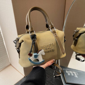 Casual And Simple Handbag For Women 2026 New Model Large Capacity Stylish Crossbody Niche Design Commuter Bag