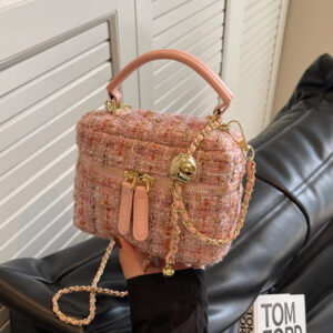 Textured Small For Women 2026 New Trendy Fashion Shoulder Crossbody Versatile Handbag Woolen Chain Box Bag