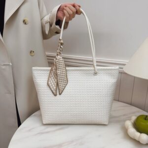 New Handheld Small For Women 2026 Super Popular Bucket Fashionable Crossbody Versatile Shoulder Bag Trendy